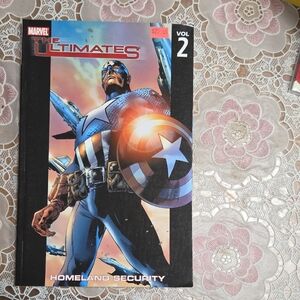 Marvel The Ultimates Vol 2: Homeland Security with Blue and Red Comic